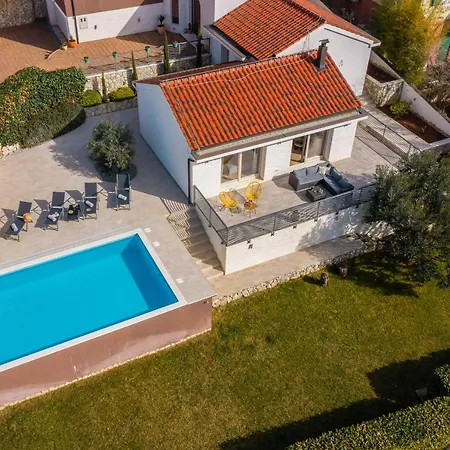 Tela With Pool Vila Zaboric