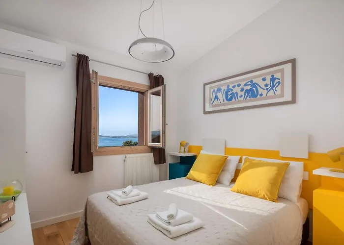 Tela With Pool * Zaboric