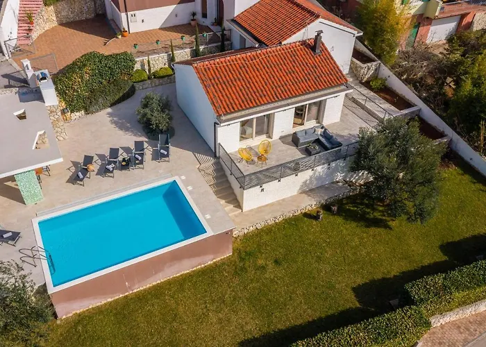 Tela With Pool 别墅 扎博里克